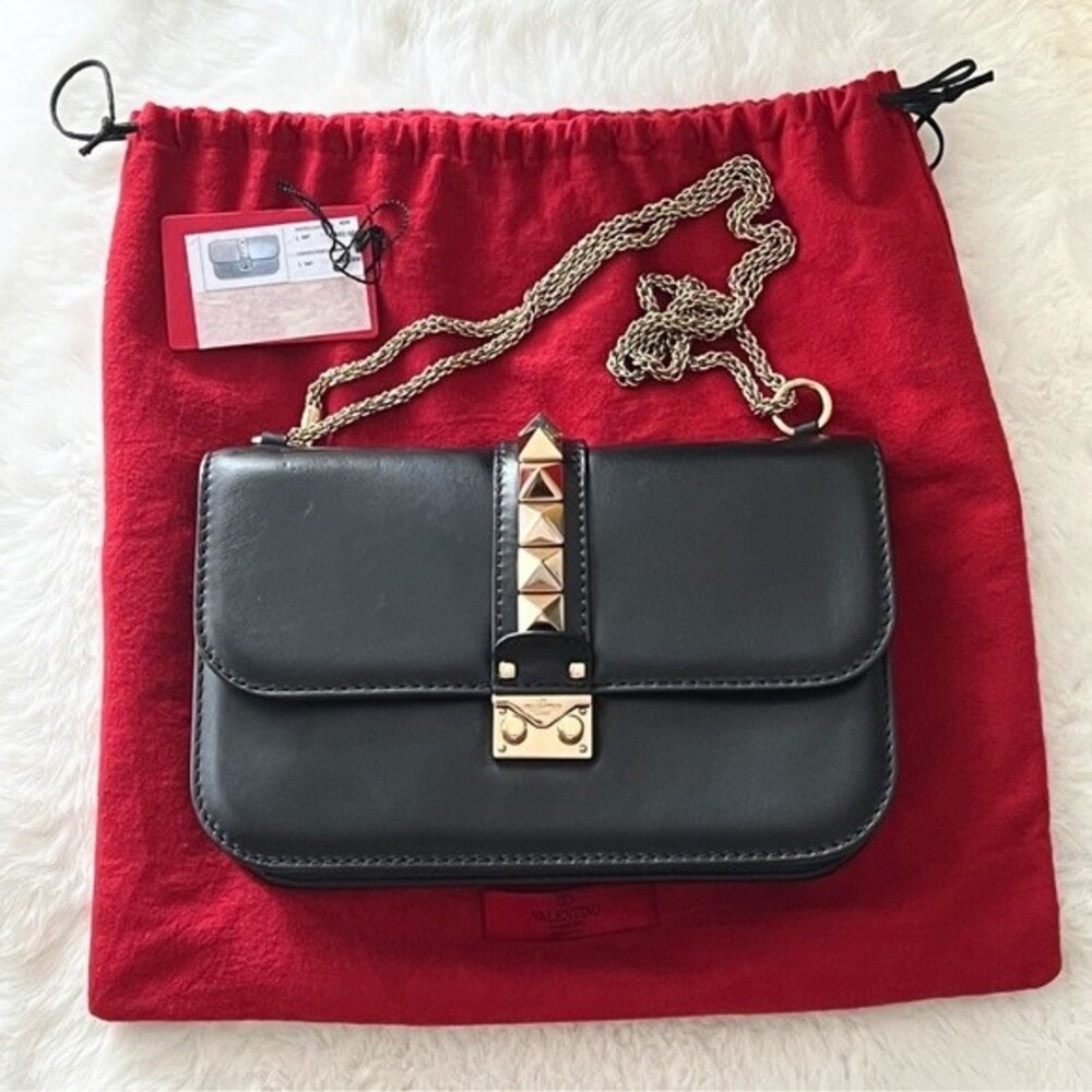 Valentino Rockstud Medium Glam Lock Flap Bag in Black - Picture 15 of 16